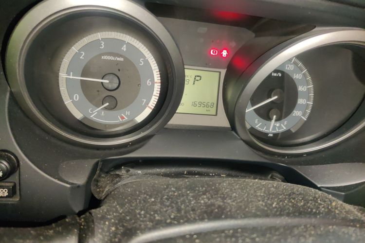 丰田 普拉多 2015款 2.7L 自动标准版中控内饰15