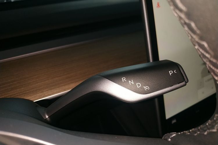 特斯拉 Model Y 2022款 后轮驱动版中控内饰18