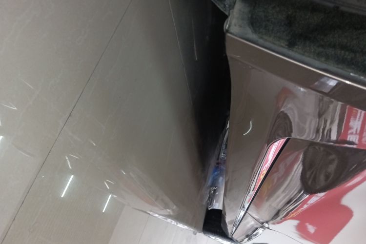 捷豹XFL 2019款 XFL 2.0T 250PS 四驱尊享版局部细节9001