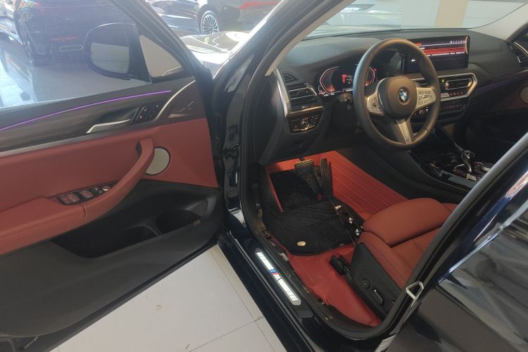 宝马X3 2023款 改款 xDrive30i 领先型 M曜夜套装中控内饰20