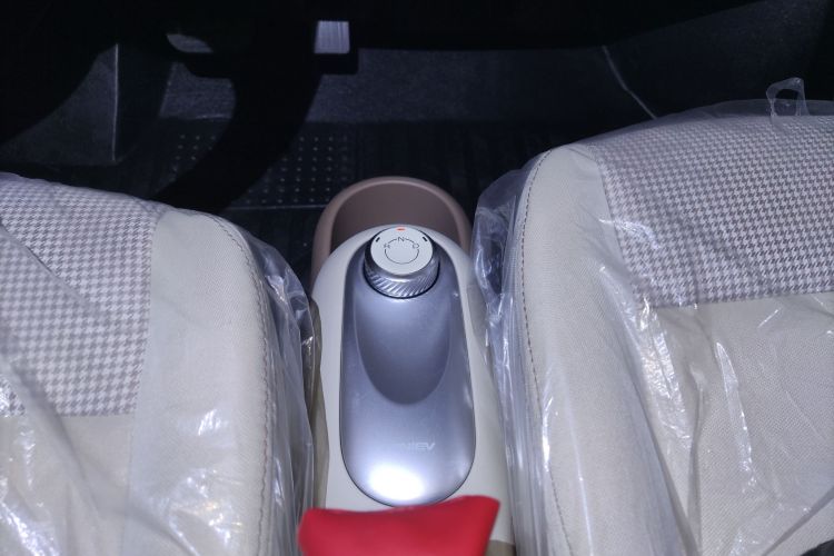 五菱汽车 宏光MINIEV 2025款 四门版 进阶款局部细节18