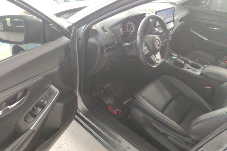 日产 轩逸 2022款 电驱版e-POWER 超智联PLUS中控内饰7003