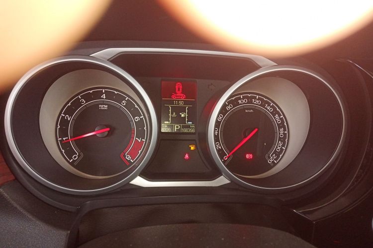 名爵 锐腾 2016款 1.5TGI TST豪华版中控内饰14