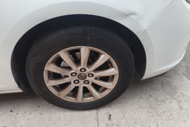 别克 英朗 2013款 GT 1.6L 手动进取版车身外观10