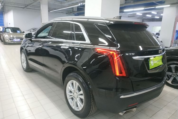 凯迪拉克XT5 2020款 28T 技术型车身外观4