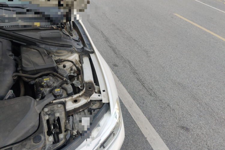 宝马3系 2019款 320Li 时尚型局部细节9007