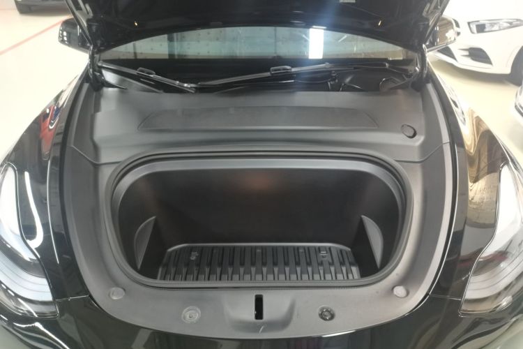 特斯拉 Model Y 2023款 长续航全轮驱动版机舱底盘24