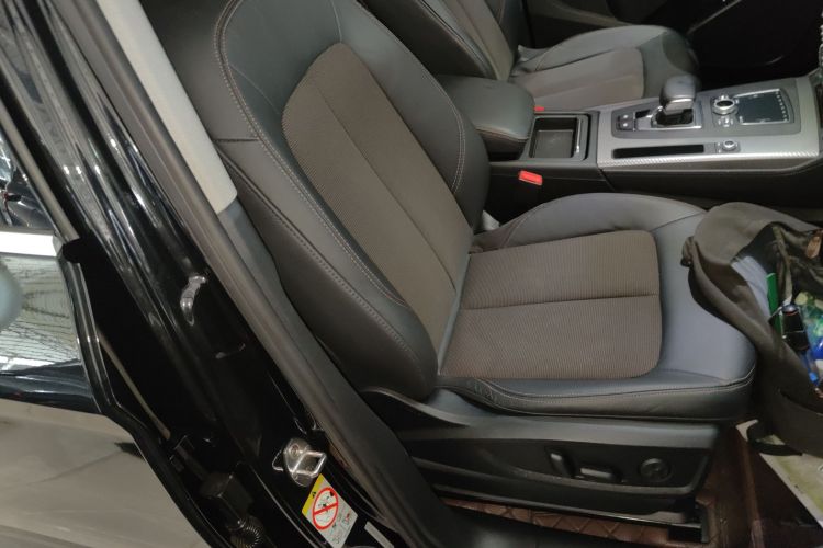 奥迪Q5L 2018款 45 TFSI 尊享时尚型 国VI局部细节41