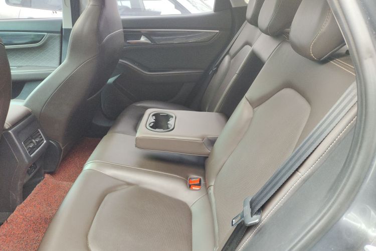 江汽集团 嘉悦A5 2020款 1.5T CVT超越+型中控内饰7004