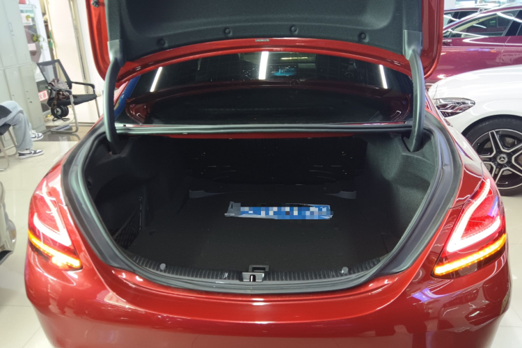 奔驰C级 2019款 C 180 L 时尚型运动版局部细节23