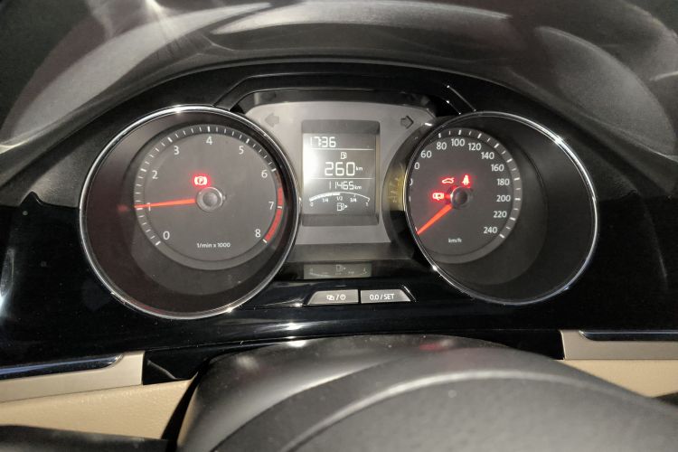 大众 宝来 2014款 1.6L 手动舒适型中控内饰14