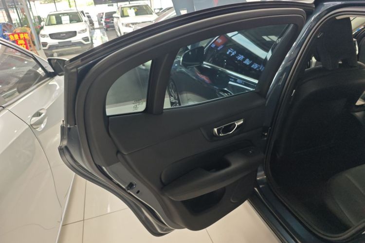 沃尔沃S60 2020款 T4 智远豪华版中控内饰49