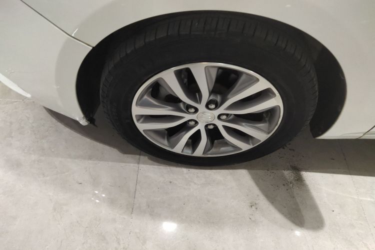 别克 英朗 2019款 18T 自动互联精英型 国VI车身外观6007