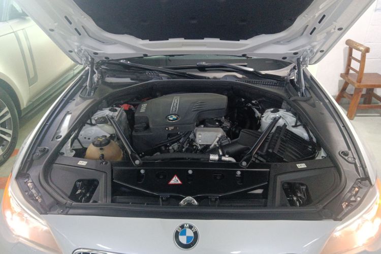 宝马5系 2014款 525Li 豪华设计套装局部细节24