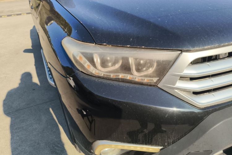 丰田 汉兰达 2012款 2.7L 两驱7座豪华版车身外观8