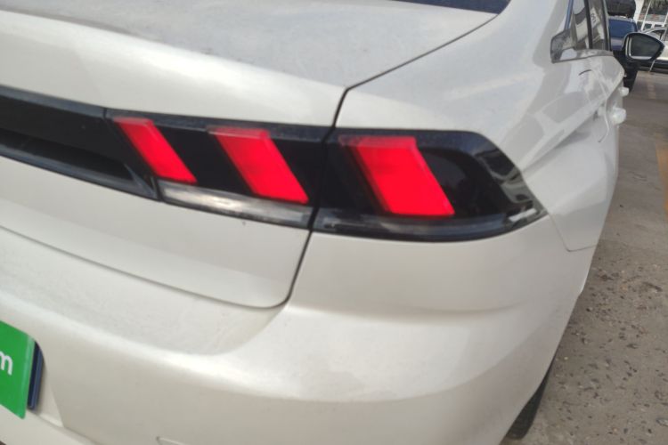 标致508 2022款 508L 360THP PureTech 先锋版车身外观9