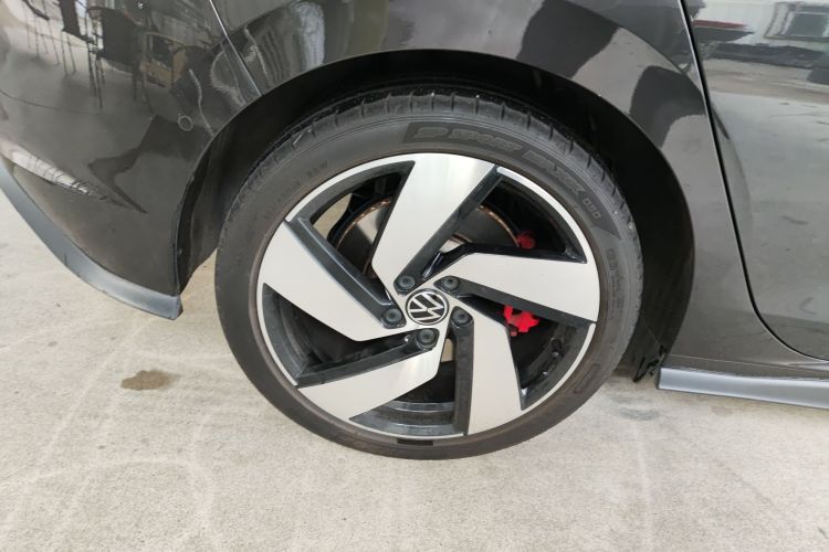 大众 高尔夫GTI 2023款 380TSI DSG GTI车身外观6003