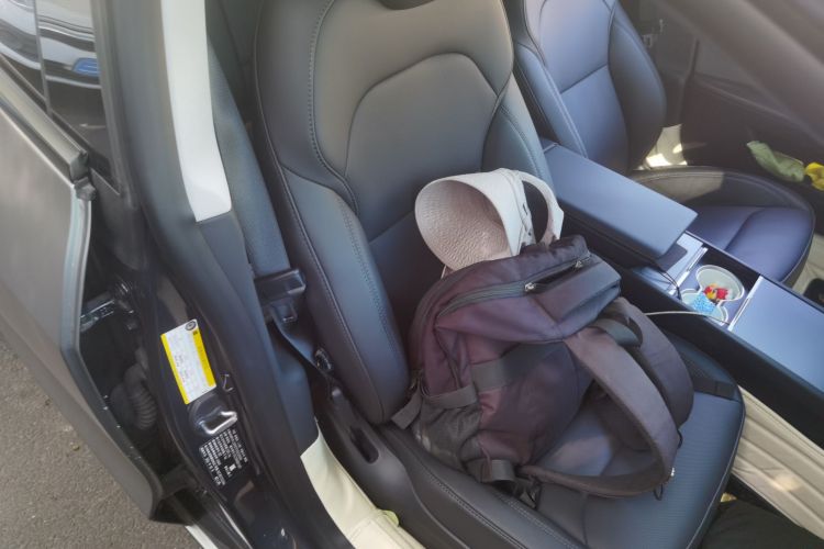 特斯拉 Model 3 2023款 后轮驱动版局部细节41