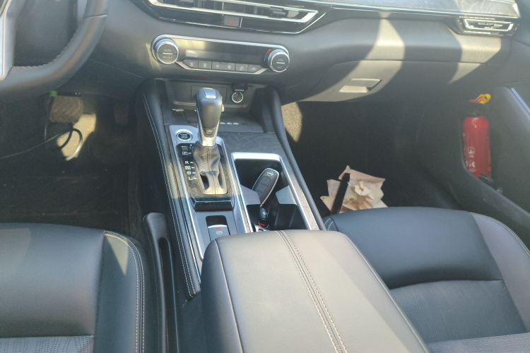 日产 天籁 2022款 2.0L XL-TLS 悦享版局部细节18