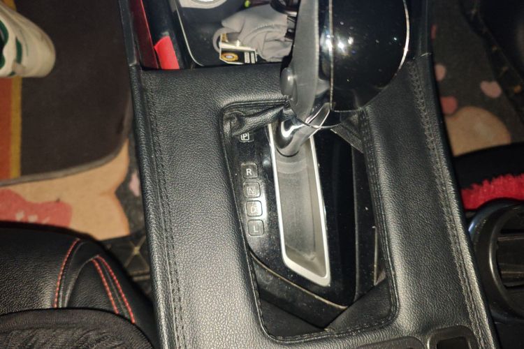 日产 蓝鸟 2016款 1.6L CVT智酷版中控内饰18