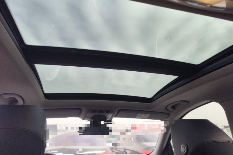 宝马3系GT 2017款 320i 时尚型中控内饰22