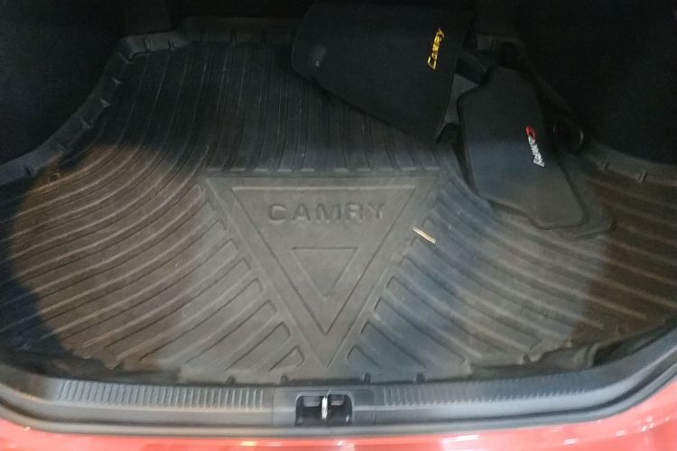 丰田 凯美瑞 2018款 2.5S 锋尚版局部细节23