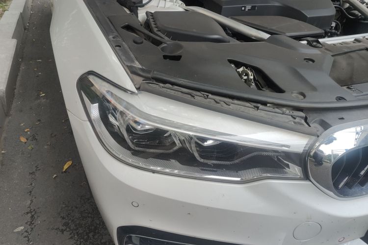 宝马5系 2020款 530Li 领先型 M运动套装车身外观6006