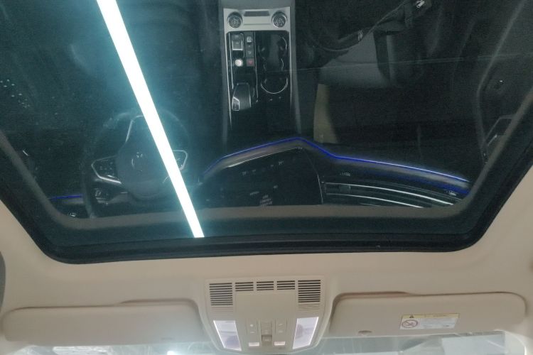 大众 途锐 2023款 3.0TSI 锐享版 曜黑运动套装中控内饰22