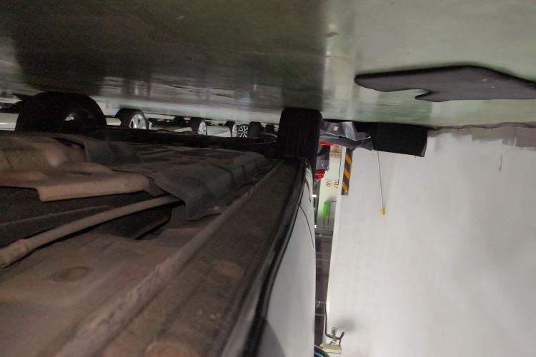 丰田 汉兰达 2018款  2.0T 两驱豪华版 7座 国VI局部细节9002