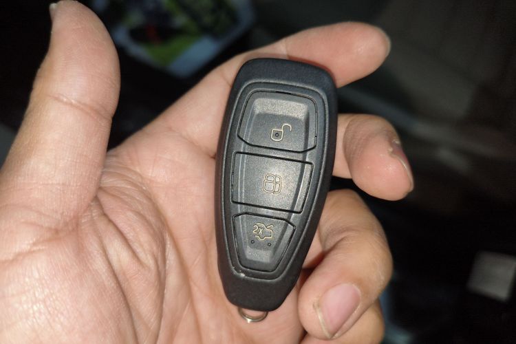 福特 翼虎 2013款 2.0L GTDi 四驱精英型中控内饰7001