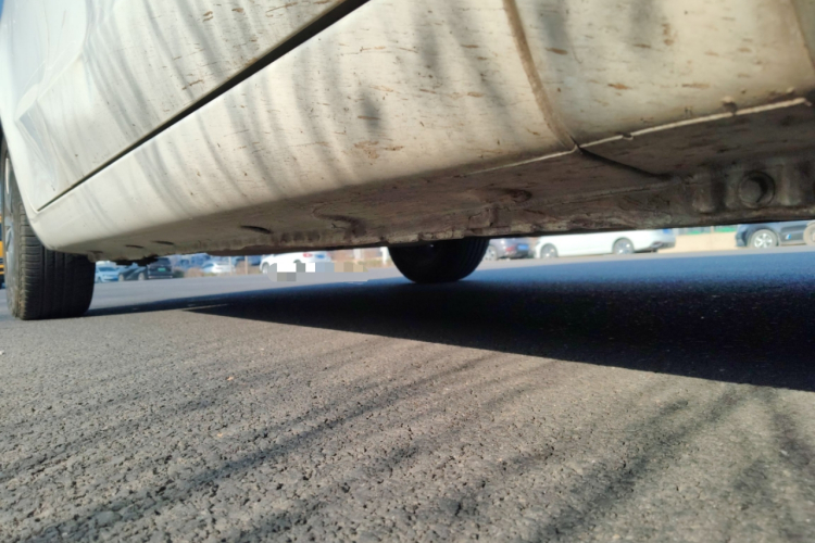 长安 逸动 2015款 1.6L 自动俊酷型 国V局部细节9001