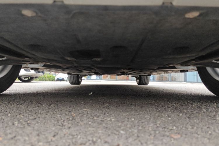 宝马X1 2021款 sDrive20Li 尊享型局部细节9008