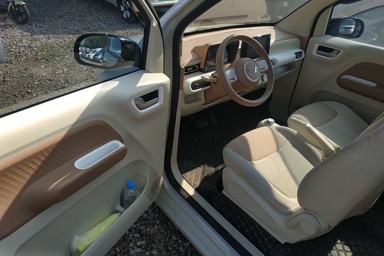 五菱汽车 宏光MINIEV 2024款 第三代 215km 进阶版中控内饰20