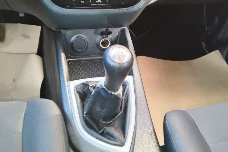 长安凯程 2019款 1.5L欧诺S标准型国VI JL473QG局部细节18