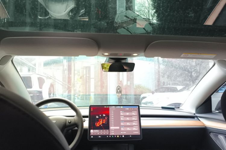 特斯拉 Model 3 2021款 改款二 Performance高性能全轮驱动版中控内饰22