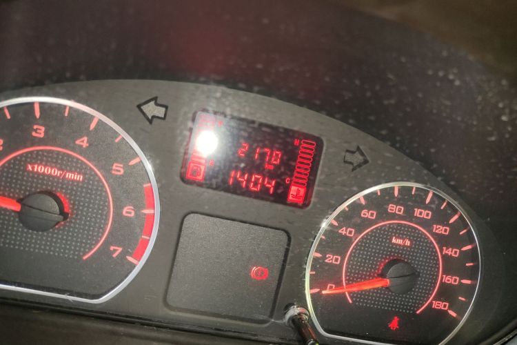 五菱汽车 五菱荣光S 2023款 1.5L 基本型封窗车 2座中控内饰15