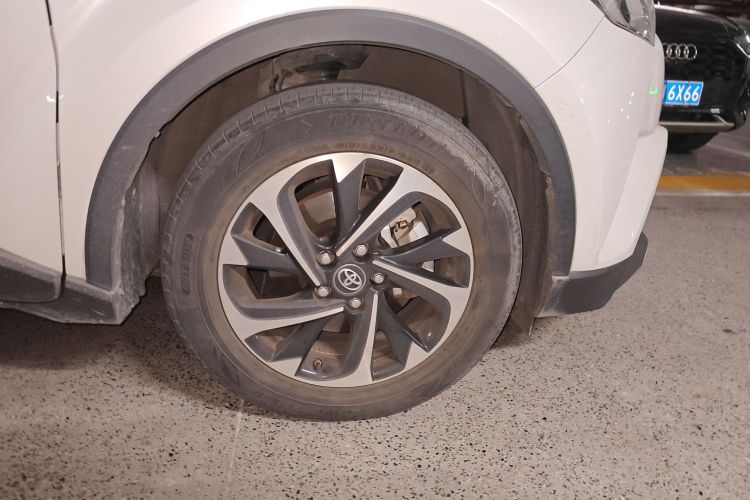 丰田 奕泽IZOA 2020款 2.0L 奕享版车身外观10