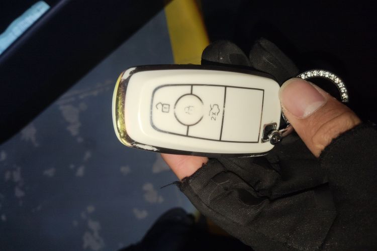 福特 蒙迪欧 2022款 改款 EcoBoost 245 至尊型中控内饰11