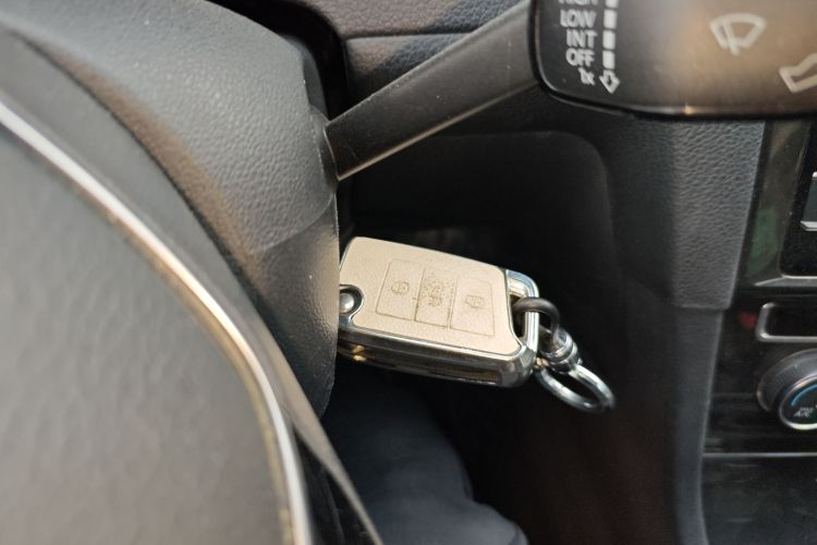 大众 高尔夫 2018款 230TSI 自动舒适型中控内饰7001