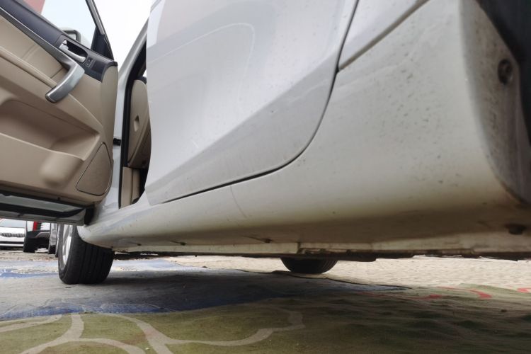 吉利汽车 帝豪 2017款 三厢百万款 1.5L CVT豪华型局部细节9002