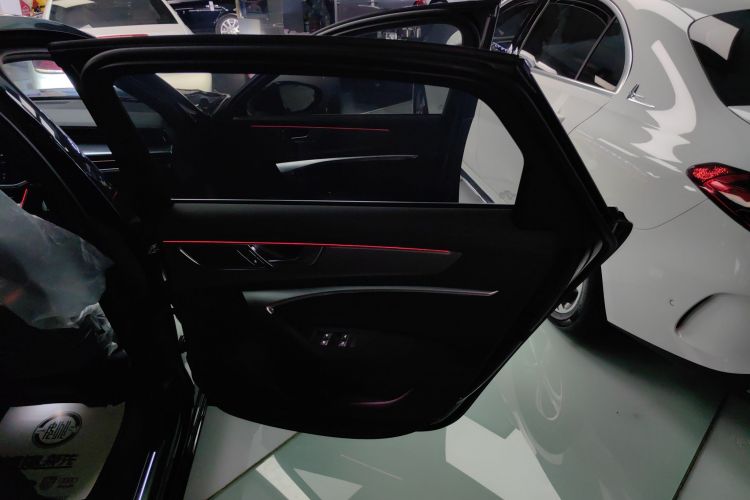 奥迪A6L 2023款 45 TFSI 臻选动感型中控内饰45