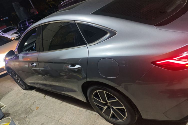 比亚迪 秦L 2024款 DM-i 120KM超越型车身外观6003