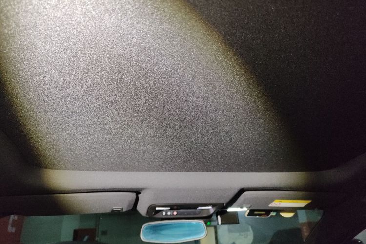 别克 君越 2016款 28T 豪华型中控内饰22