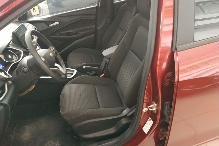 雪佛兰 科沃兹 2020款 325T 自动欣悦版中控内饰19