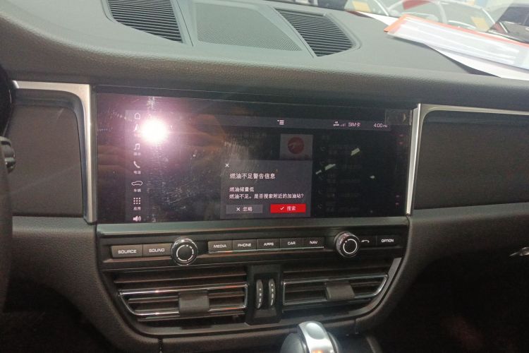 保时捷 2018款 Macan 2.0T中控内饰16