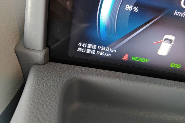 奔腾小马 2025款 222km 伶俐马中控内饰15