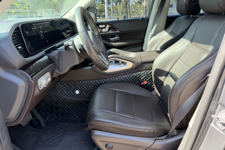 奔驰GLE 2020款 GLE 350 4MATIC 时尚型中控内饰19