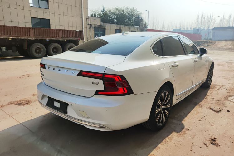 沃尔沃S90 2021款 B5 智远豪华版车身外观7