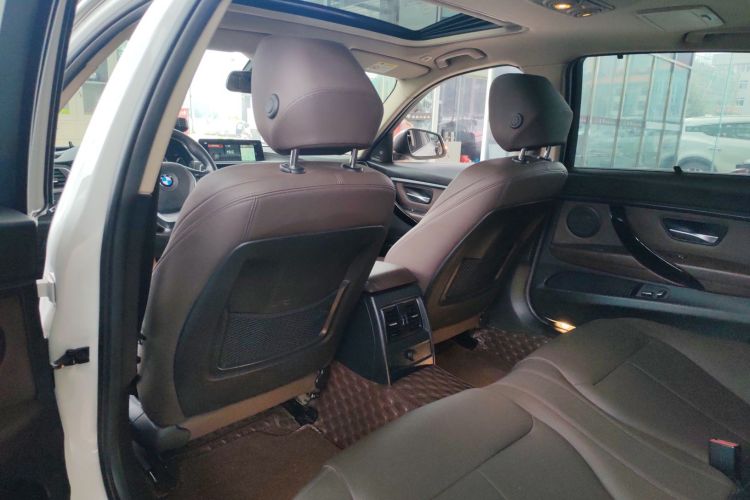 宝马3系 2019款 320Li 时尚型中控内饰22