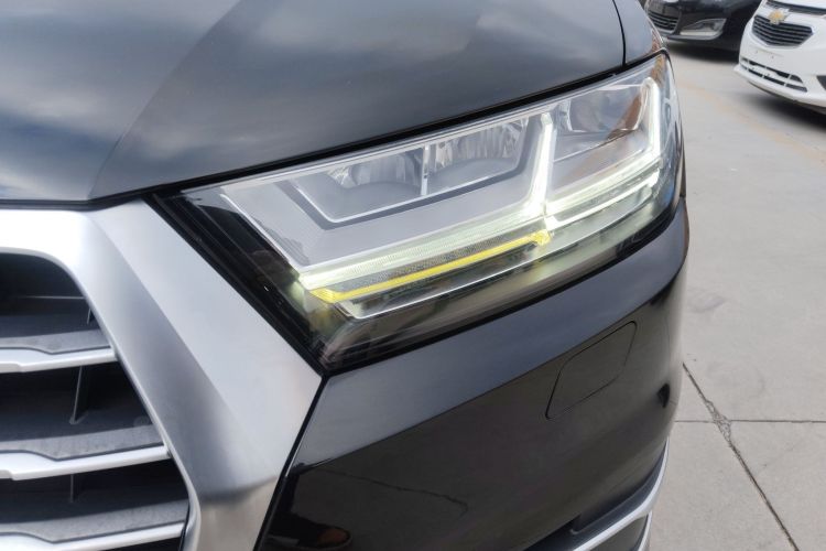 奥迪Q7 2018款 40 TFSI 舒适型局部细节36